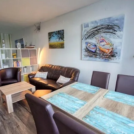 - Haus D, App 0deg04 Lägenhet *